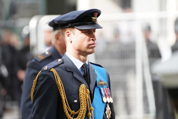 Le prince William, prince de Galles - Arrivées au service funéraire à l'Abbaye de Westminster pour les funérailles d'Etat de la reine Elizabeth II d'Angleterre le 19 septembre 2022. © James Manning / PA via Bestimage 