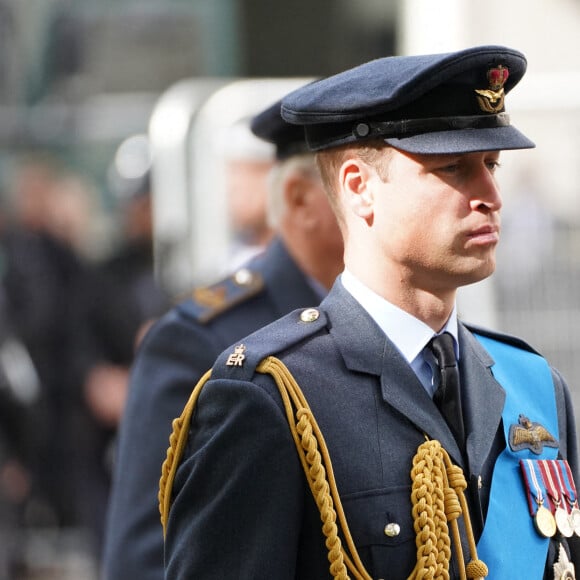 Le prince William, prince de Galles - Arrivées au service funéraire à l'Abbaye de Westminster pour les funérailles d'Etat de la reine Elizabeth II d'Angleterre le 19 septembre 2022. © James Manning / PA via Bestimage 