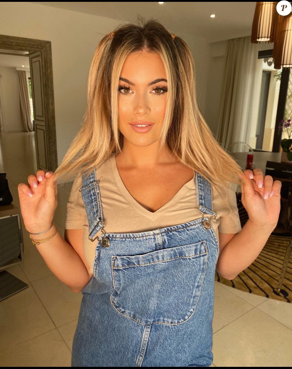 Carla Moreau est mariée à Kevin Guedj avec qui elle a eu une petite fille prénommée Ruby - Instagram