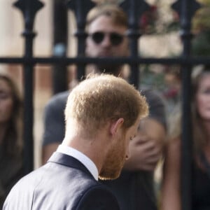 Le prince Harry, duc de Sussex, Meghan Markle, duchesse de Sussex devant le château de Windsor, suite au décès de la reine Elisabeth II d'Angleterre. Le 10 septembre 2022