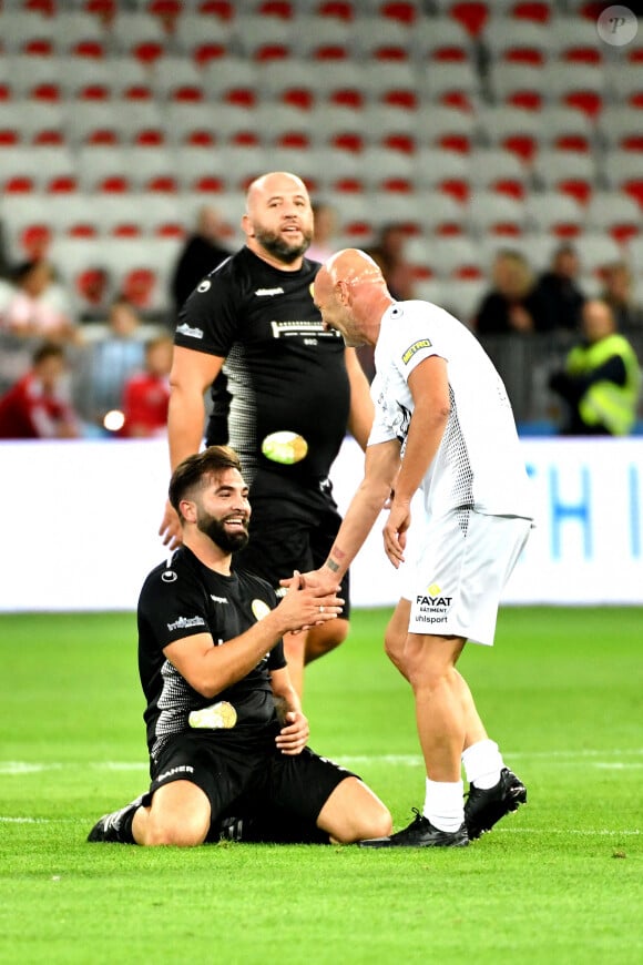 Kendji Girac, Mokhtar et Fabien Barthez - Match des Légendes, la rencontre qui mêle le football et le rugby au profit de l'association de P. Olmeta (ancien gardien de but et co-fondateur de l'association), "Un sourire, un espoir pour la vie" s'est déroulé à Nice à l'Allianz Riviera, le 26 septembre 2022. L'association de P. Olmetta est engagée en faveur des enfants atteints de cancer ou de maladie orpheline. © Bruno Bebert/Bestimage