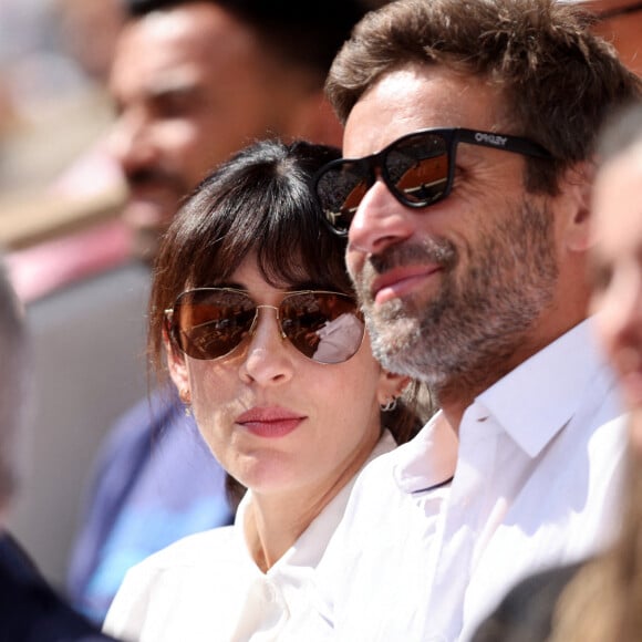 Nolwenn Leroy et Arnaud Clément sont en couple et parents du petit Marin. Leur histoire d'amour dure, mais aurait pu ne jamais commencer car la chanteuse ne voulait pas sortir avec un sportif !