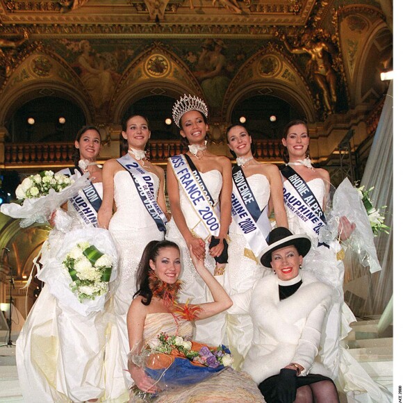 Ariane Quatrefages, lors de l'élection de Miss France 2000, en décembre 1999 sur TF1.