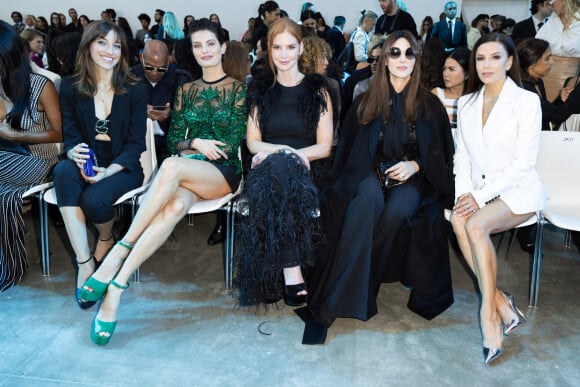 Camille Thomas, Isabeli Fontana, Sarah Rafferty, Monica Bellucci, Eva Longoria au Front Row du défilé Elie Saab Collection Femme Prêt-à-porter lors de la Fashion Week de Paris (PFW), France. © Olivier Borde/Bestimage 