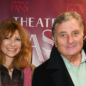 Exclusif - Florence Pernel et son mari Patrick Rotman - Inauguration du théâtre de Passy lors du spectacle Joséphine B à Paris le 8 novembre 2021.  © Coadic Guirec/Bestimage 