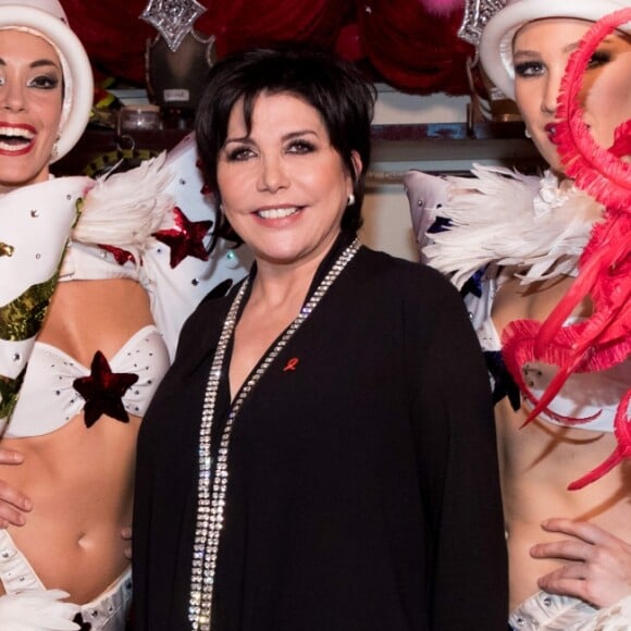 Liane Foly et les danseuses du Moulin Rouge - Backstage de l'émission "Tous au Moulin Rouge pour le sidaction" à Paris le 20 mars 2017. © Cyril Moreau - Dominique Jacovides / Bestimage