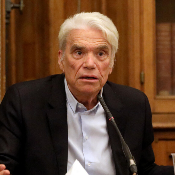 Bernard Tapie intervient à la bibliothèque de l'ordre à Paris. © Dominique Jacovides / Bestimage 