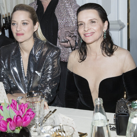 Dany Boon, Marion Cotillard, Juliette Binoche - Dîner de la cérémonie des César au Fouquet's à Paris le 2 mars 2017. © Olivier Borde-Dominique Jacovides/Bestimage 