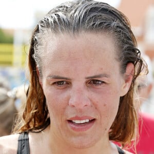 Laure Manaudou - La championne de natation L.Manaudou organise et lance la 1er édition de sa course, la "Swimrun" à Arcachon, France, le 23 juin 2019. Maintenant organisatrice de course avec son amie C.Gauzet, ancienne candidate de l'émission Koh-Lanta. Cette première édition de course et de nage était composée de 12 kilomètres de course dans le sable et 3 kilomètres de nage en mer. © Patrick Bernard/Bestimage 