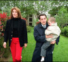 Nicolas Sarkozy et sa femme Cecilia votent à Neuilly avec leur fils Louis.