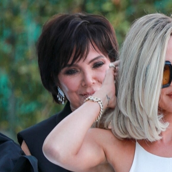 Khloe Kardashian, Kendall Jenner et Kris Jenner vont faire la promotion de la série "L'Incroyable Famille Kardashian" à Hollywood le 15 juin 2022. 