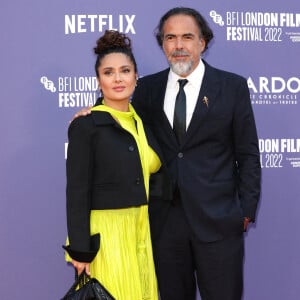 Salma Hayek et Alejandro González au "BFI London Film Festival" pour l'avant-première de "Bardo, False Chronicle Of A Handle Of Truths''. Photo d'Ana M. Wiggins / Avalon/ABACAPRESS.COM