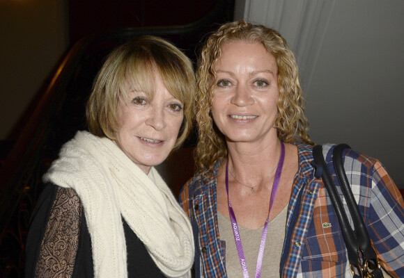 Alice Dona, sa fille Raphaelle Ricci - Mimie Mathy a recu les insignes de Chevalier dans l'Ordre National du Merite des mains de Jean-Claude Camus a l'issue de son spectacle "Je re-papote avec vous" au theatre de la Porte Saint-Martin a Paris. Le 13 decembre 2013