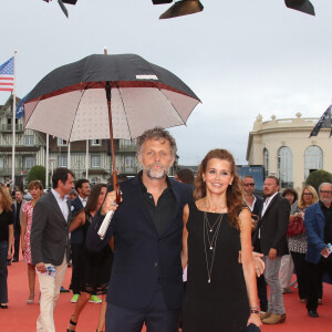 Stéphane Guillon et sa femme Muriel Cousin lors de la projection du film 'War dogs'' lors de la cérémonie de clôture du 42ème Festival du cinéma Américain de Deauville, à Deauville, France, le 10 septembre 2016. © Denis Guignebourg/Bestimage