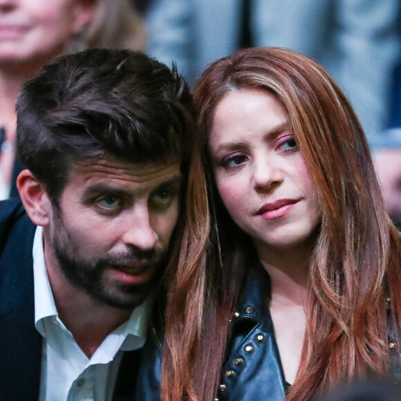 Gerard Piqué et la chanteuse Shakira officialisent leur séparation après douze ans de relation.