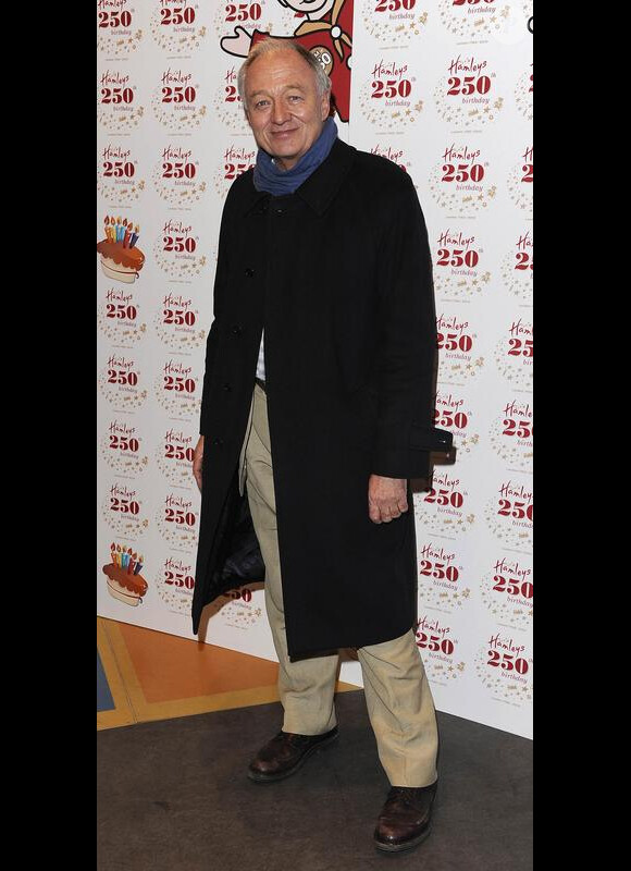 Ken Livingstone au 250ème anniversaire de Hamleys à Londres le 11 février 2010