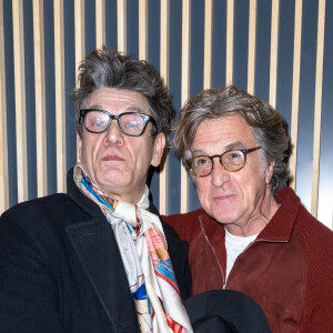 Marc Lavoine et François Cluzet - Avant-première parisienne du film "Seule la terre est éternelle" à l'UGC Danton le 22 mars 2022. © Olivier Borde / Bestimage