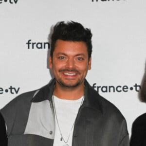 Nagui, Kev Adams et Delphine Ernotte, Présidente de France Télévisions, Présidente de l'UER - Conférence de presse du Telethon 2022 à Paris le 21 octobre 2022. © Coadic Guirec / Bestimage