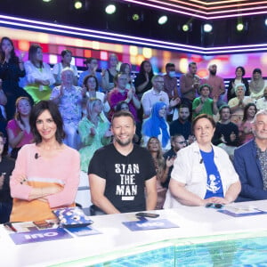 Exclusif - Guillaume Genton, Géraldine Maillet, Raymond Aabou, Danielle Moreau, Gilles Verdez, Béatrice Rosen - Enregistrement de la dernière émission TPMP (Touche Pas à Mon Poste), présentée par C.Hanouna et diffusée en direct sur C8 le 23 juin 2022 © Jack Tribeca / Bestimage