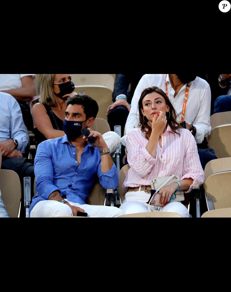 Rachel Legrain-Trapani et son compagnon Valentin Léonard - People dans les tribunes des Internationaux de France de Tennis de Roland Garros à Paris. Le 9 juin 2021 © Dominique Jacovides / Bestimage