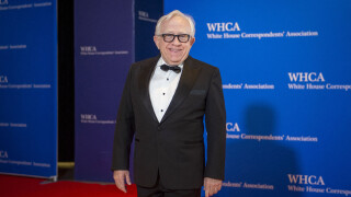 Mort de Leslie Jordan (American Horror Story) dans un brutal accident de voiture, Sharon Stone en deuil