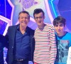 Jean-Luc Reichmann avec Paul et sa famille, dans "Les 12 Coups de midi"