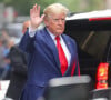 Donald Trump quitte la Trump Tower pour rencontrer son avocat à New York, le 11 août 2022.