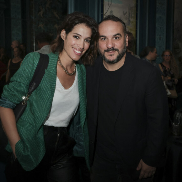 Laurie Cholewa, François-Xavier Demaison - Personnalités au showcase privé de P.Bruel, à l'occasion du 3ème anniversaire de la chaîne Olympia TV dans la Salle de billard de l'Olympia à Paris. Le 27 octobre 2022 © Jack Tribeca / Bestimage.