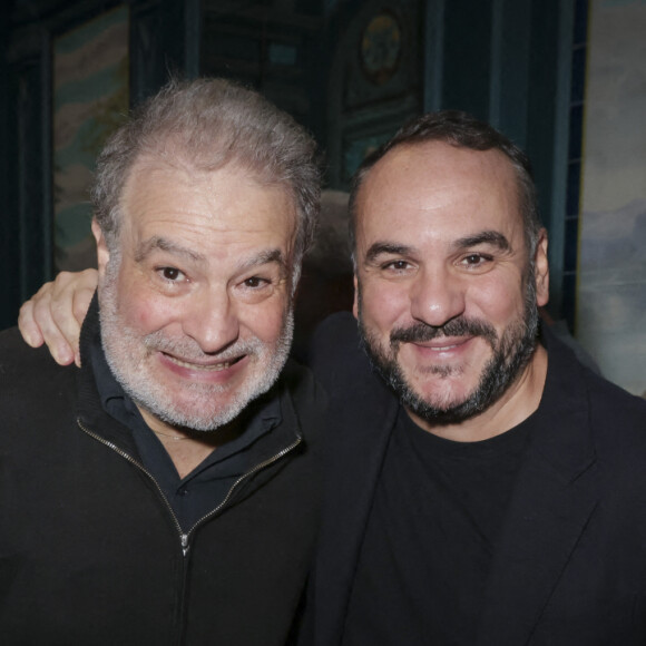 Raphaël Mezrahi, François-Xavier Demaison - Personnalités au showcase privé de P.Bruel, à l'occasion du 3ème anniversaire de la chaîne Olympia TV dans la Salle de billard de l'Olympia à Paris. Le 27 octobre 2022 © Jack Tribeca / Bestimage.