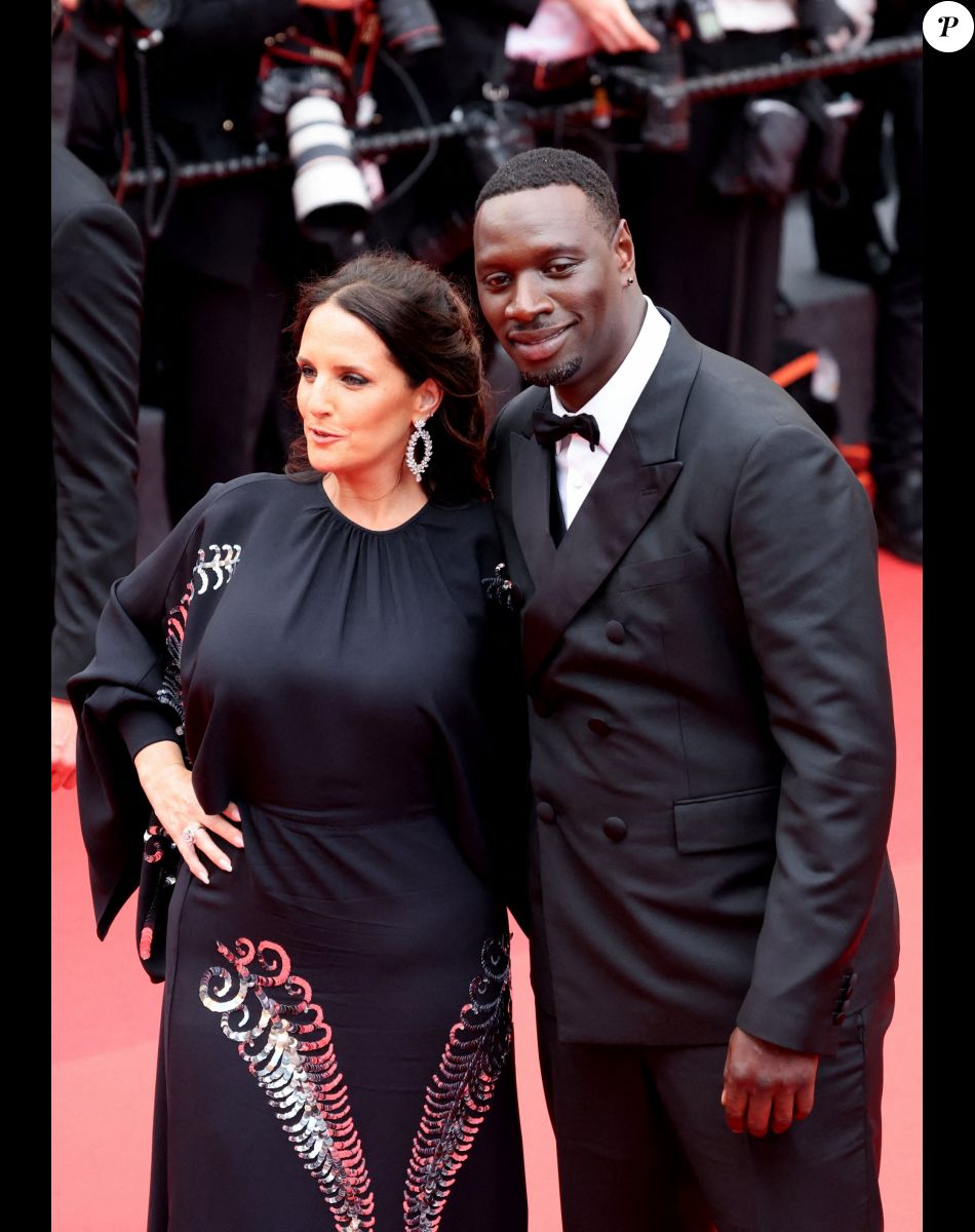 Omar Sy et sa femme Hélène - Montée des marches du film " Top Gun : Maverick " lors du 75ème Festival International du Film de Cannes. Le 18 mai 2022 © Dominique Jacovides / Bestimage