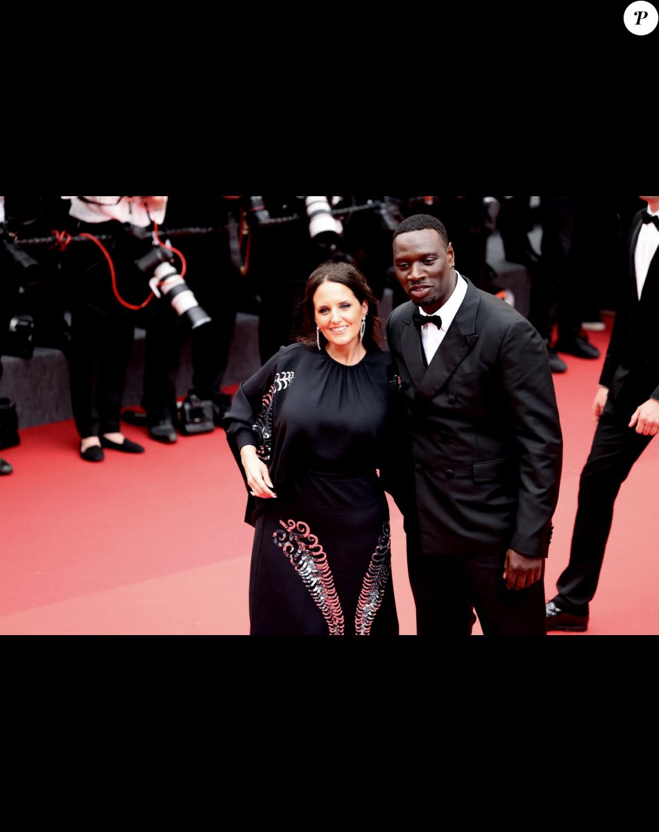 Omar Sy et sa femme Hélène - Montée des marches du film " Top Gun : Maverick " lors du 75ème Festival International du Film de Cannes. Le 18 mai 2022 © Dominique Jacovides / Bestimage
