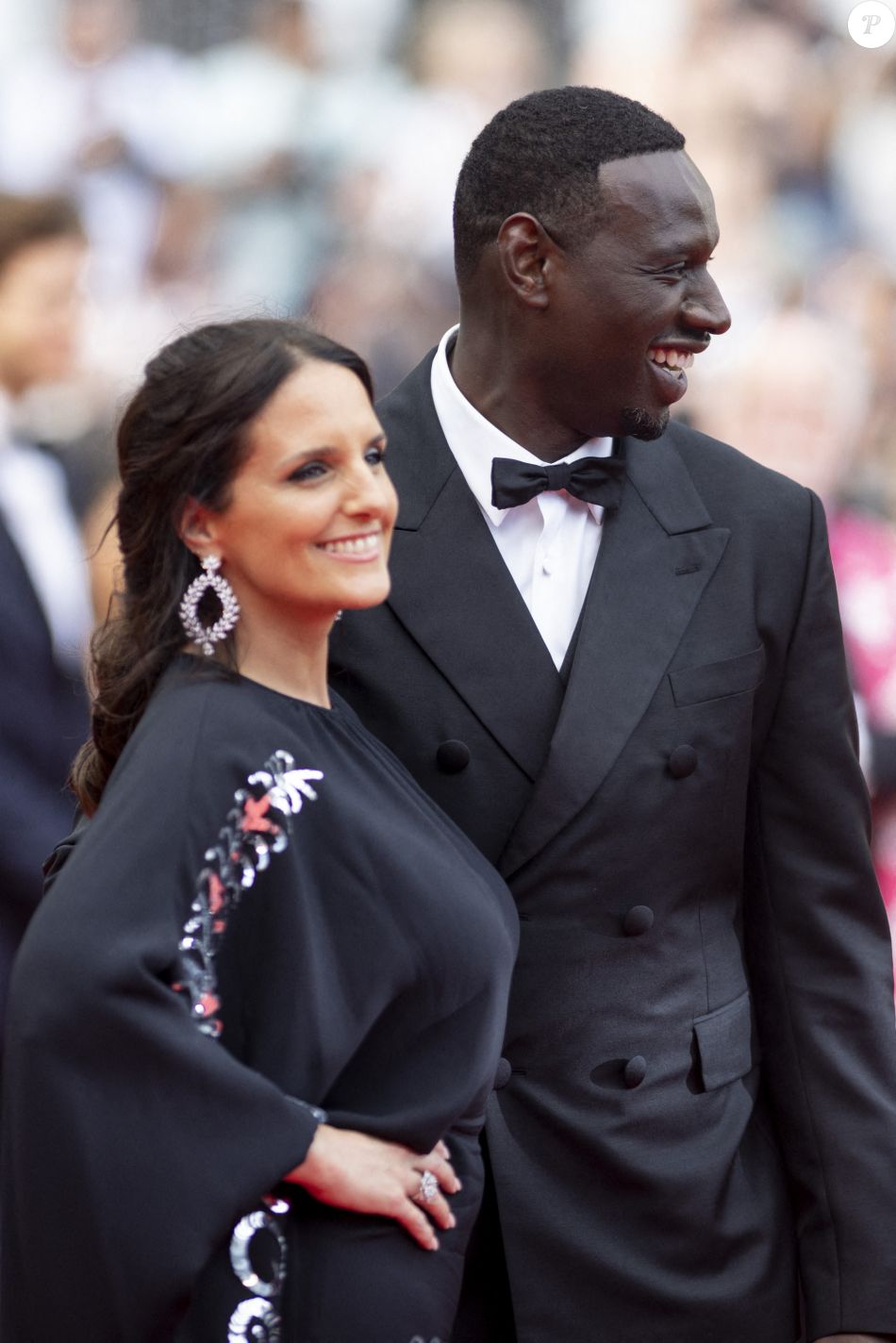 Omar Sy Et Sa Femme Hélène - Montée Des Marches Du Film Top Gun ...