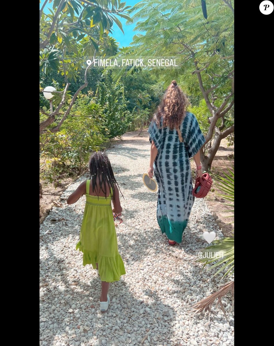 Helene Sy a emmené sa petite dernière Amani-Nour au Sénégal avec elle. @ Instagram / Helene Sy