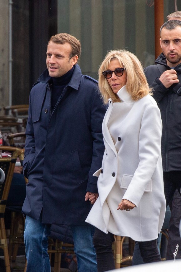 Semi-Exclusif - Le président Emmanuel Macron et sa femme Brigitte passent le week-end de la Toussaint à Honfleur, deuxième jour, le 1er novembre 2019.