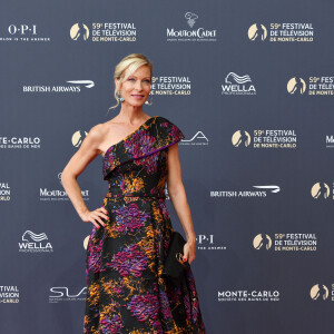 Rebecca Hampton ( robe Christophe Guillarmé à encolure asymétrique en jacquard à relief noir et violet) (Longue robe Christophe Guillarmé à encolure asymétrique en jacquard à relief noir et violet) durant la soirée d'ouverture du 59ème Festival de Télévision de Monte Carlo à Monaco le 14 juin 2919.© Bruno Bebert / Bestimage 