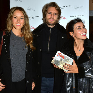 Philippe Lacheau avec sa compagne Elodie Fontan et Reem Kherici lors de la présentation du livre de R. Khereci "Diva", inspiré par son chat, à la boutique Barbara à Paris, le 8 novembre 2017. © Giancarlo Gorassini/Bestimage