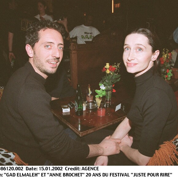 Gad Elmaleh et sa compagne Anne Brochet en 2002.