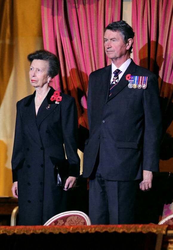 La princesse Anne et Sir Timothy Laurence - Les membres de la famille royale d'Angleterre lors du festival annuel du souvenir de la Royal British Legion au Royal Albert Hall de Londres, Royaume Uni, le 12 novembre 2022.