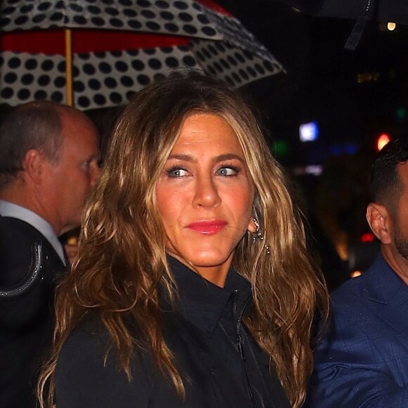 Jennifer Aniston arrive à la première de la série 'The Morning Show' au Paley Center for Media à New York, le 29 octobre 2019.
