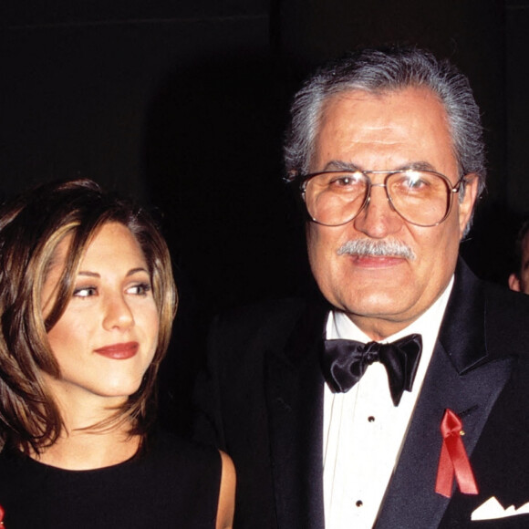 Archives - Décès de l'acteur John Aniston, le père de Jennifer Aniston, à l'âge de 89 ans, le 11 novembre 2022. L'actrice rendue célèbre par la série "Friends" a annoncé la nouvelle sur son compte Instagram en se fendant d'un hommage à son père, accompagné de photos de famille. John Aniston avait joué dans la série "Des jours et des vies" de 1986 à 2018 mais aussi dans "Gilmore Girl" ou "Mad Men". 