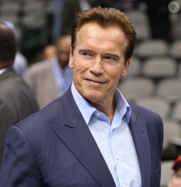 Arnold Schwarzenegger lors du NBA All-Star Game, à Dallas, le 13 février 2010 !