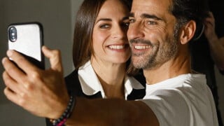 Florent Peyre et sa compagne Virginie Stref, Willy Rovelli en prof délirant... les stars de l'humour dans Sketch Story