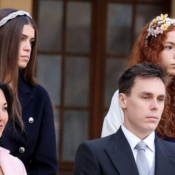 Louis Ducruet et sa femme Marie Chevallier - La famille princière de Monaco dans la cour du palais lors de la Fête Nationale de la principauté de Monaco le 19 novembre 2022. © Dominique Jacovides / Bruno Bebert / Bestimage