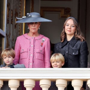 Stefano Casiraghi, la princesse Caroline de Hanovre, Francesco Casiraghi, la princesse Alexandra de Hanovre - La famille princière au balcon du palais lors de la Fête Nationale de la principauté de Monaco le 19 novembre 2022. © Dominique Jacovides / Bruno Bebert / Bestimage