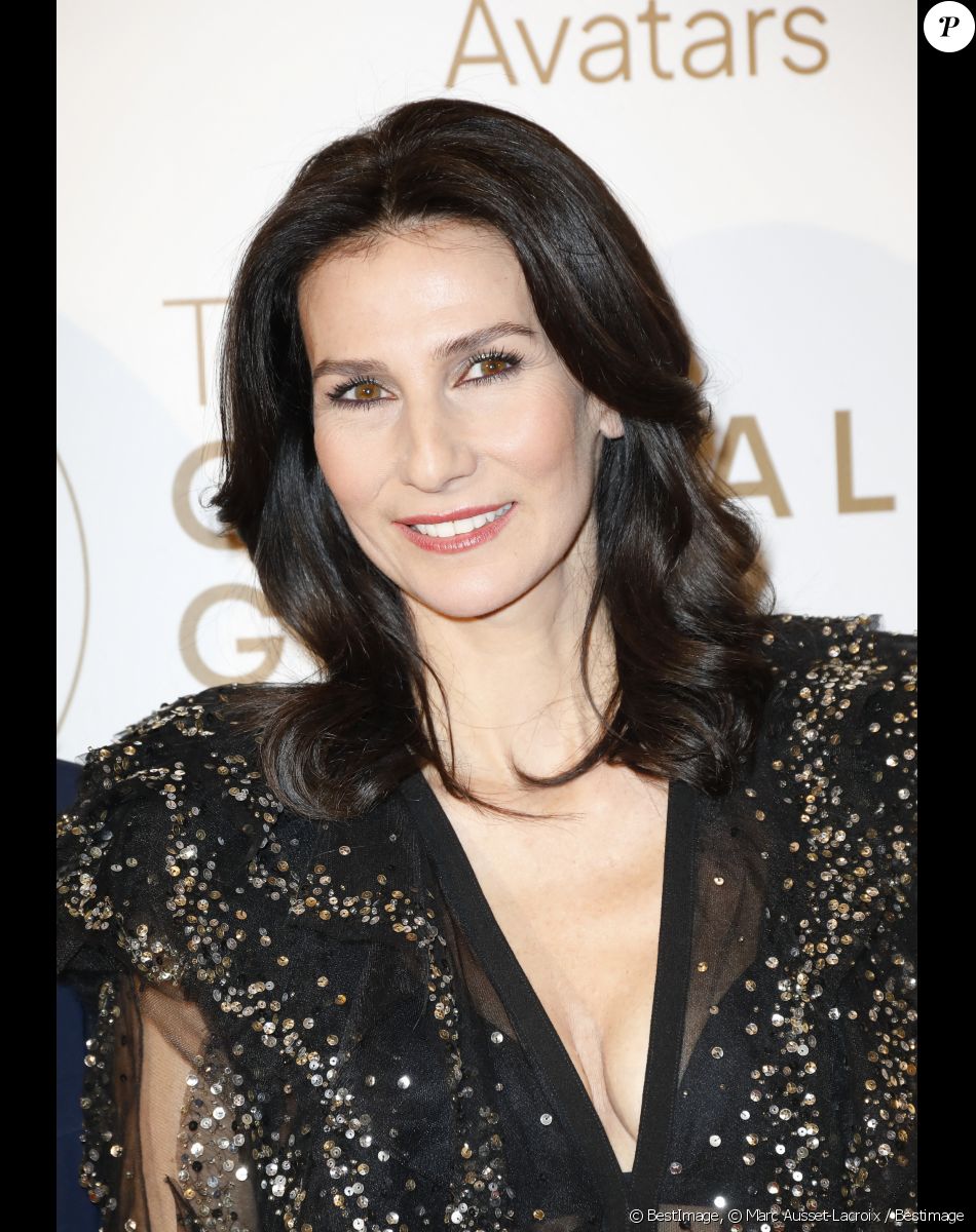 Marie Drucker - Photocall de la 10ème édition du "Global Gift Gala 2022" au Four Seasons Hotel George V à Paris le 19 novembre 2022. © Marc Ausset-Lacroix / Bestimage