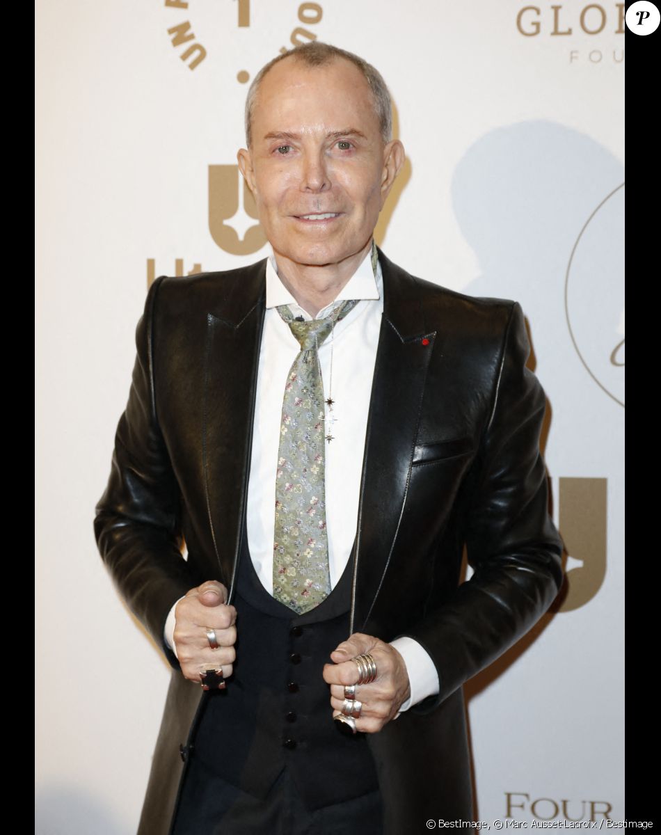 Jean-Claude Jitrois - Photocall de la 10ème édition du "Global Gift Gala 2022" au Four Seasons Hotel George V à Paris le 19 novembre 2022. © Marc Ausset-Lacroix / Bestimage