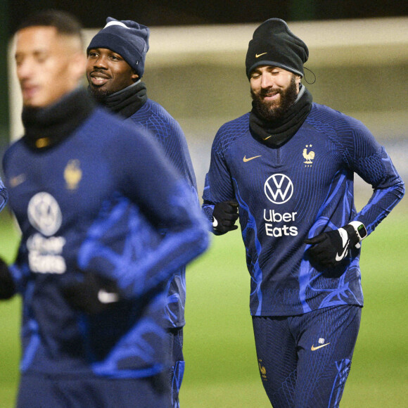 Karim Benzema, Marcus Thuram lors de l'entraînementde l'équipe de France de football au centre de formation et centre National du Footbal de Clairefontaine-en-Yvelines, France, le 14 novembre 2022. © Jean-Baptiste Autissier/Panoramic/Bestimage
