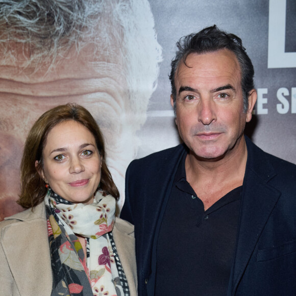 Exclusif - Jean Dujardin et sa femme Nathalie Péchalat - Photocall - Spectacle symphonique Claude Lelouch "D'un film à l'autre" au Palais des Congrès de Paris