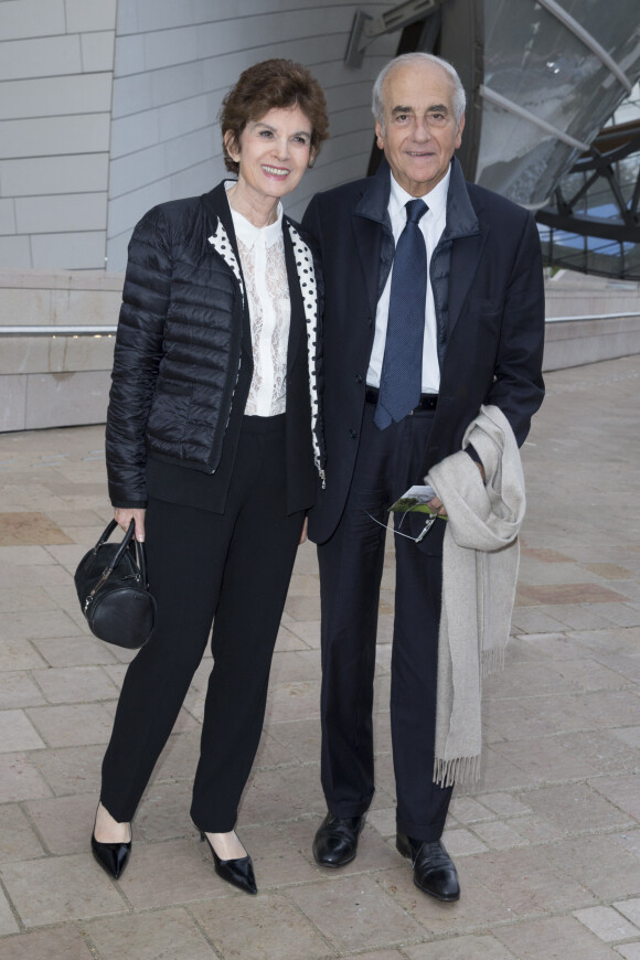 Jean-Pierre Elkabbach et sa femme Nicole Avril - Inauguration de la Fondation Louis Vuitton à Paris le 20 octobre 2014. 