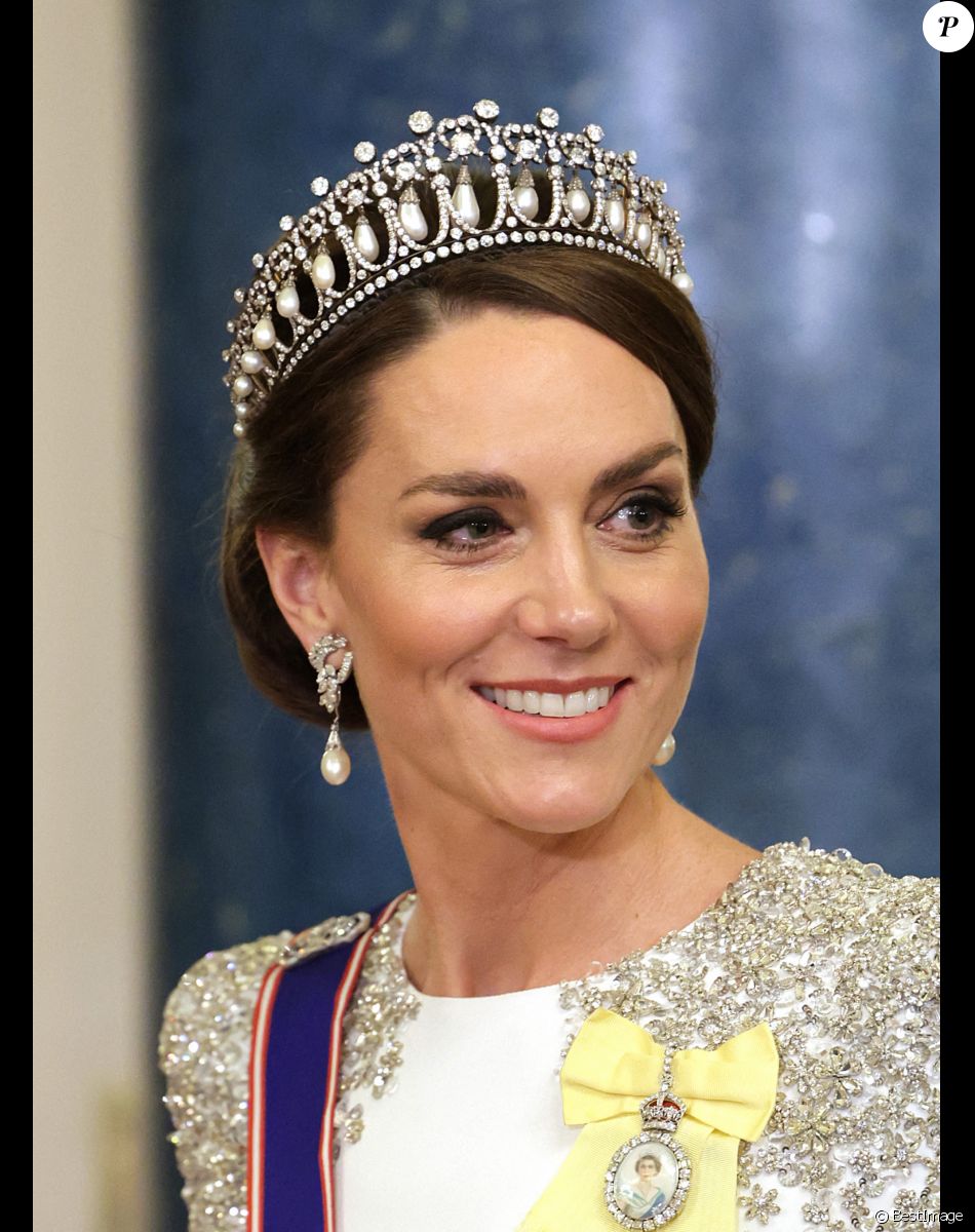 Catherine (Kate) Middleton, princesse de Galles (porte le diadème "Lover's Knot", le préféré de Diana) - Arrivées au Banquet d'Etat organisé au palais de Buckingham, à Londres, pendant la visite d'Etat du président sud-africain au Royaume-Uni.